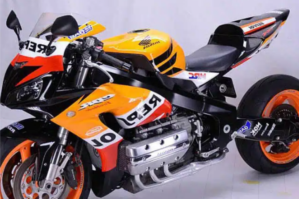 The Racing Version of the Honda Goldwing: Power and Mystery Surrounding the 1800RR