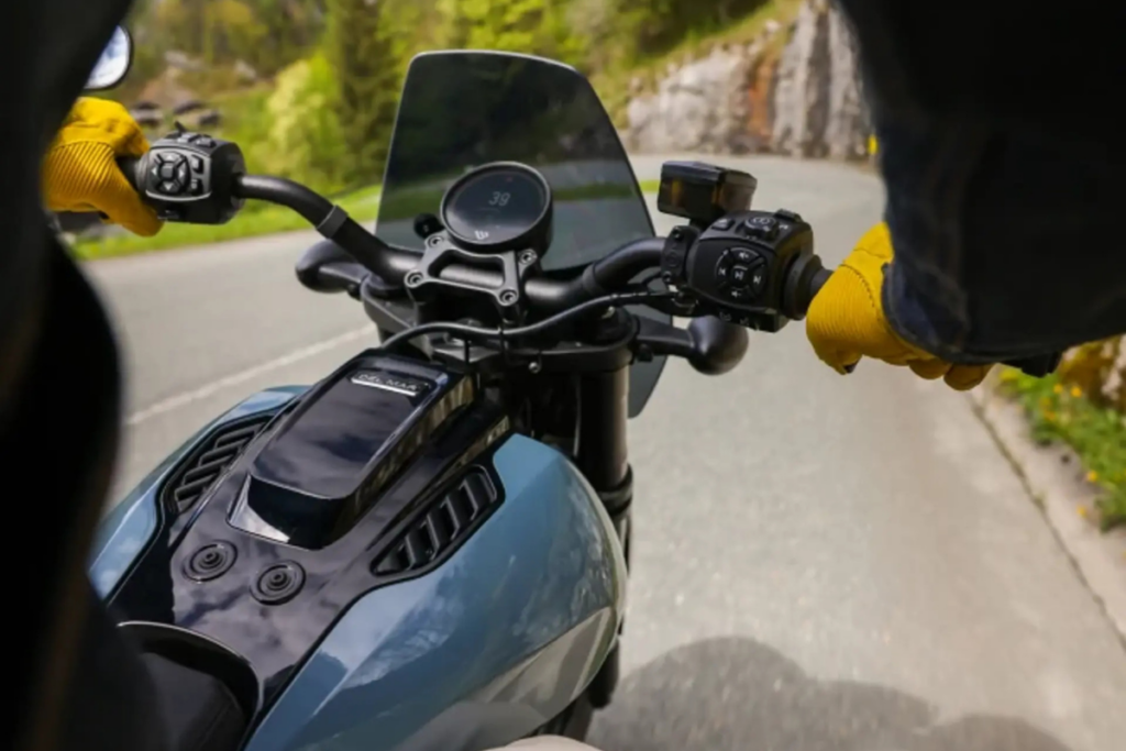 LiveWire S2 Alpinista Review: An Agile and High-Performance Electric Motorcycle