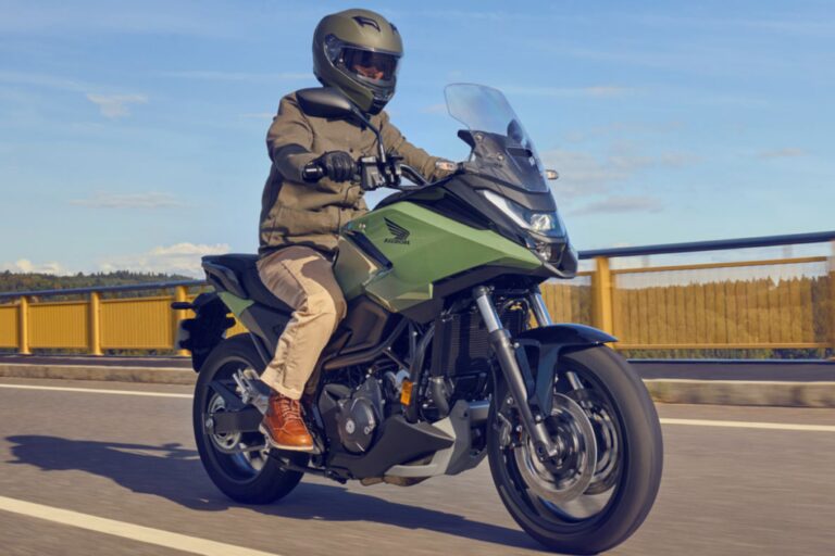 Full Review of the Honda NC750X DCT: Versatility and Comfort in Focus