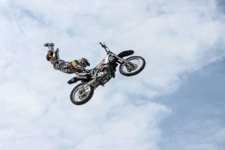 The Indoor Motor Show Transformed Douai into the FMX Capital with a Mind-Blowing Show!