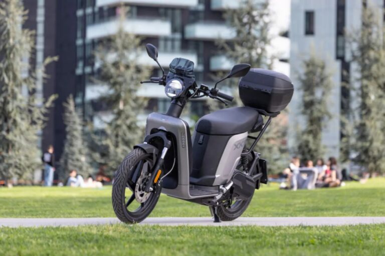 The XKP80: The Made in Italy Scooter Arrives in France!